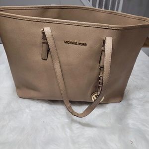 Michael kors large  brown handbag/ shoulder  bag